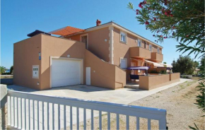2 Bedroom Gorgeous Apartment In Vir